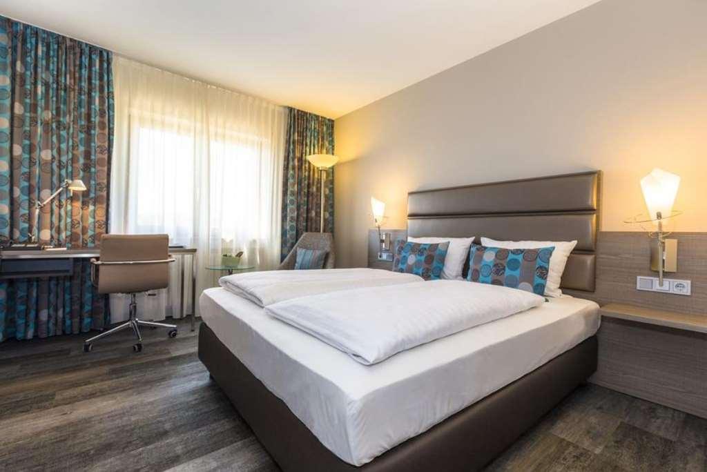ברוכסל Hotel Scheffelhoehe חדר תמונה