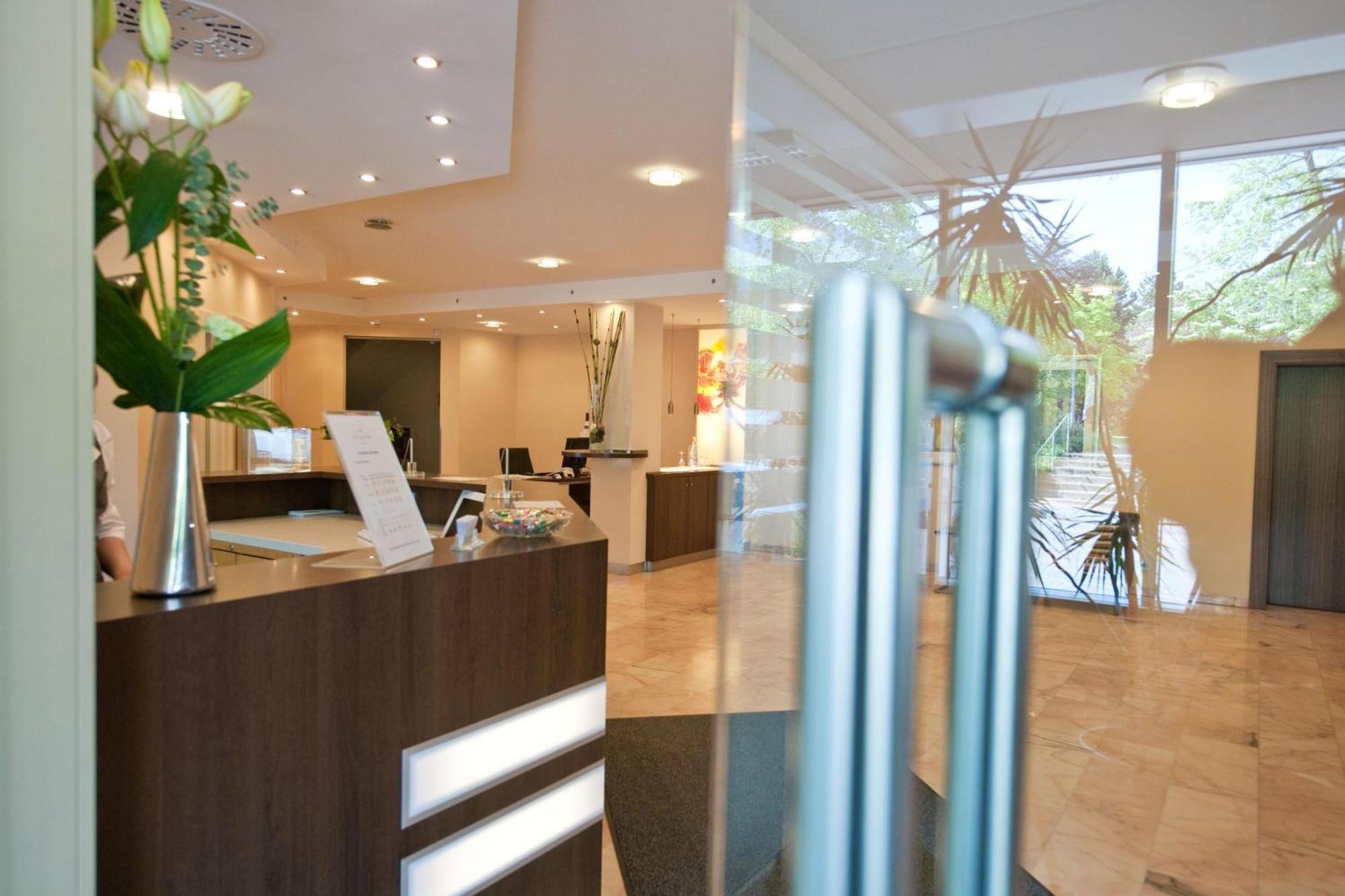 ברוכסל Hotel Scheffelhoehe מראה פנימי תמונה