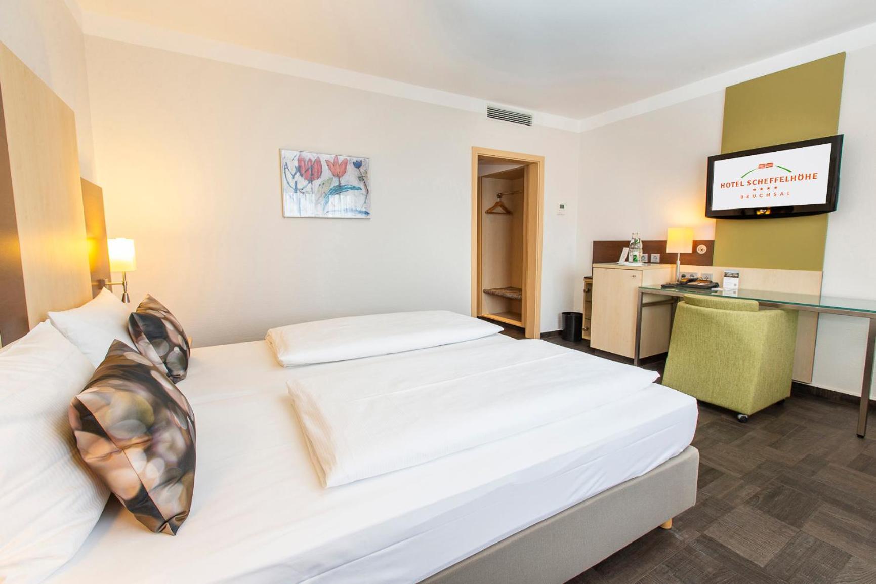 ברוכסל Hotel Scheffelhoehe מראה חיצוני תמונה