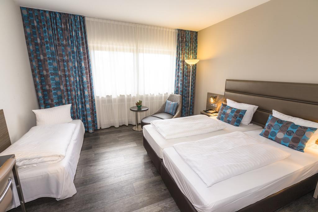 ברוכסל Hotel Scheffelhoehe מראה חיצוני תמונה