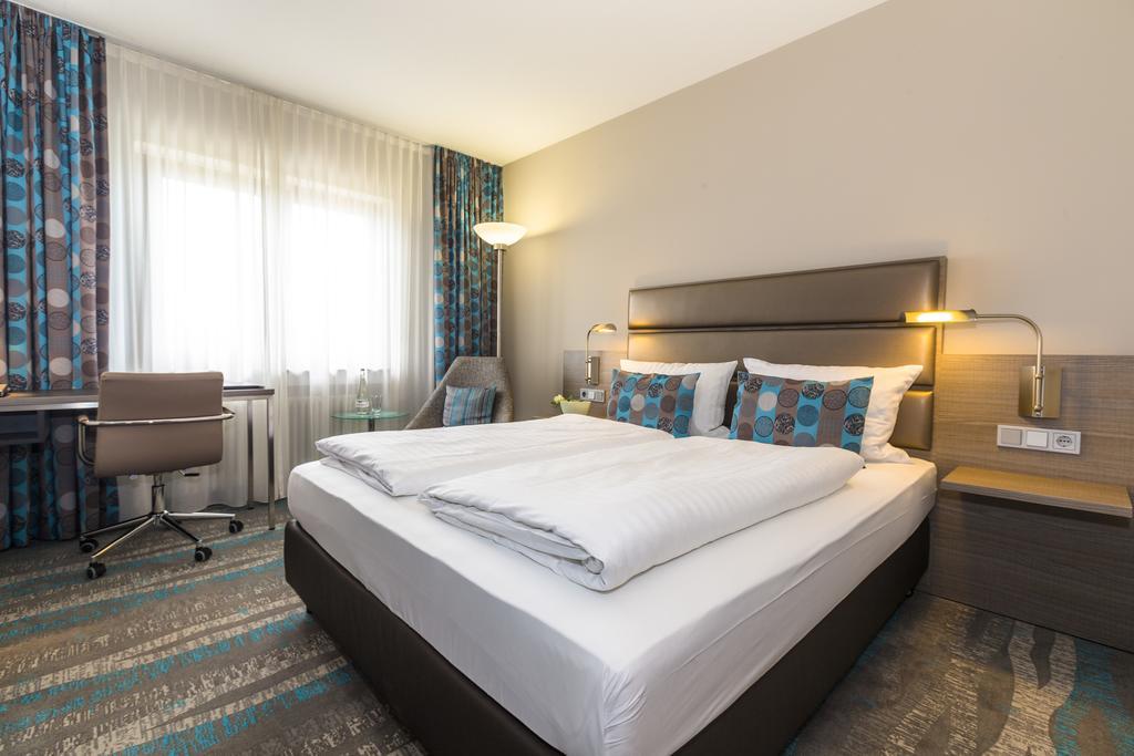 ברוכסל Hotel Scheffelhoehe מראה חיצוני תמונה