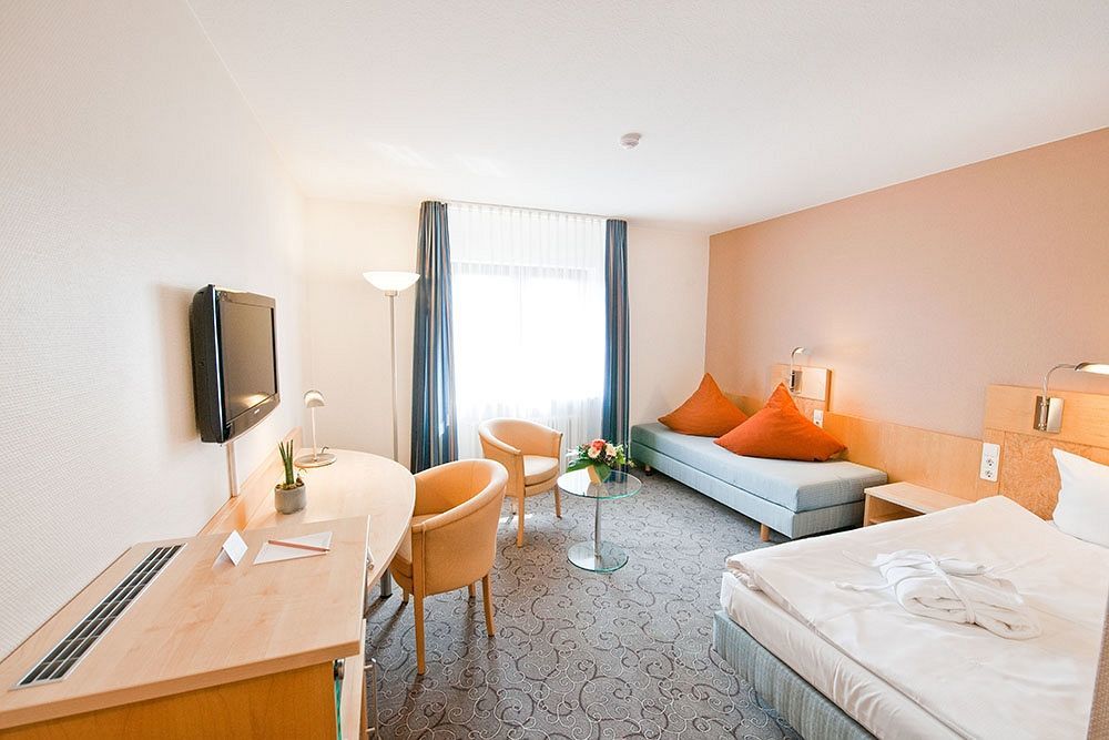 ברוכסל Hotel Scheffelhoehe מראה חיצוני תמונה