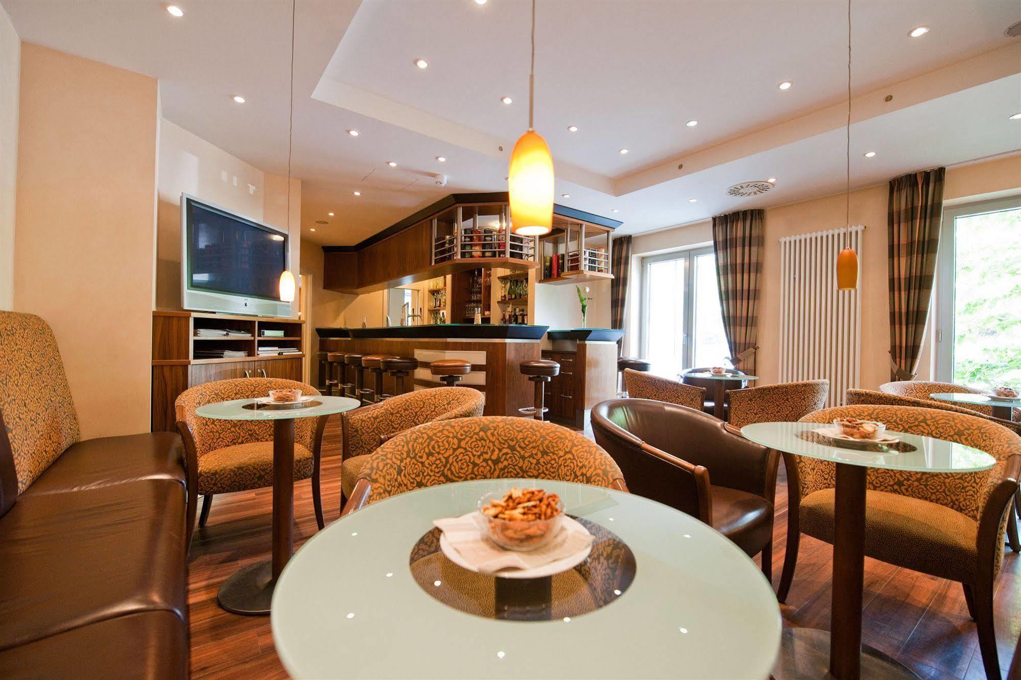 ברוכסל Hotel Scheffelhoehe מראה חיצוני תמונה