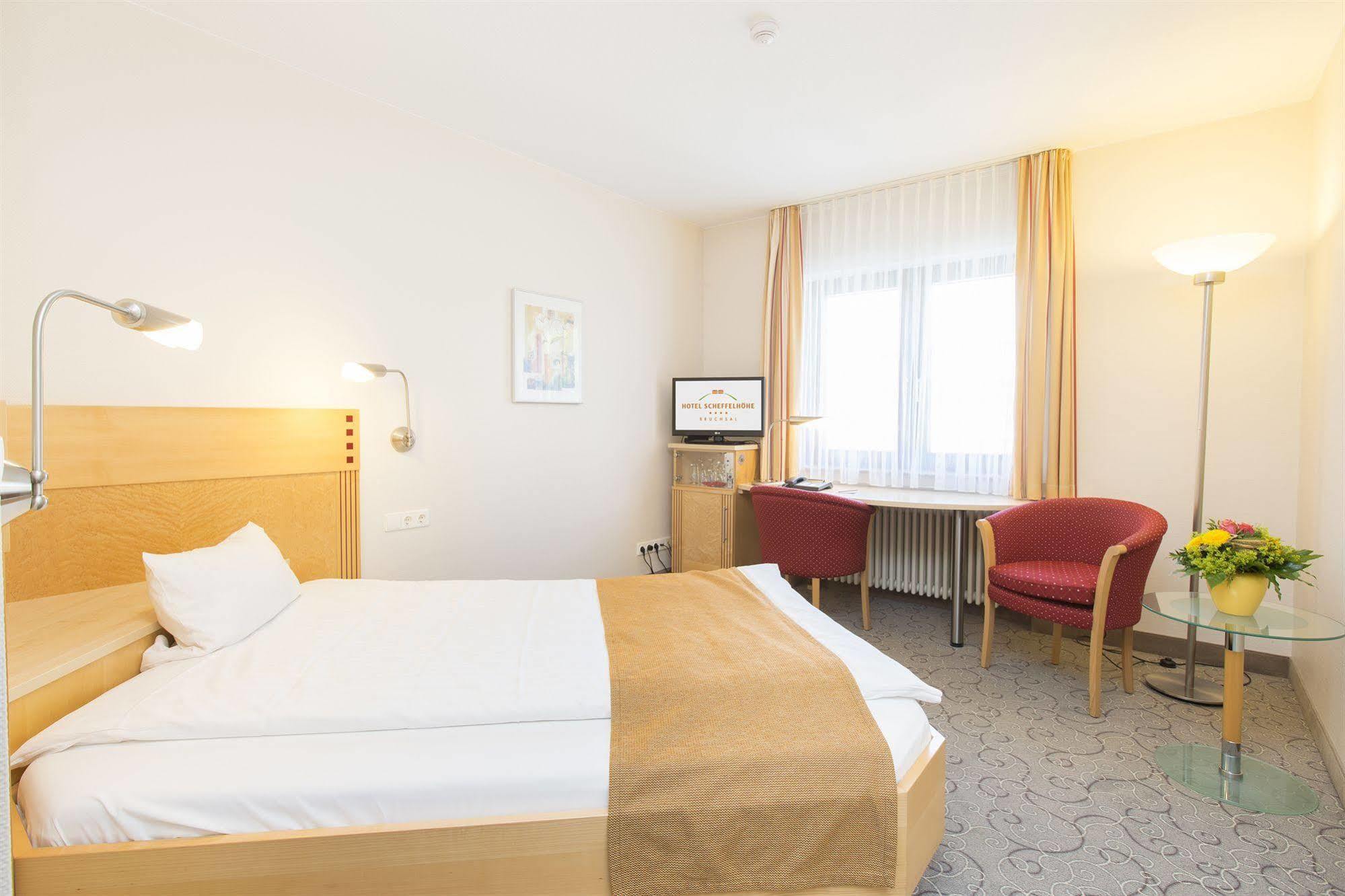 ברוכסל Hotel Scheffelhoehe מראה חיצוני תמונה