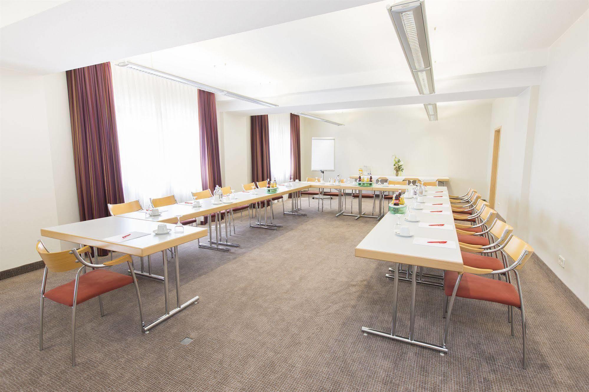 ברוכסל Hotel Scheffelhoehe מראה חיצוני תמונה