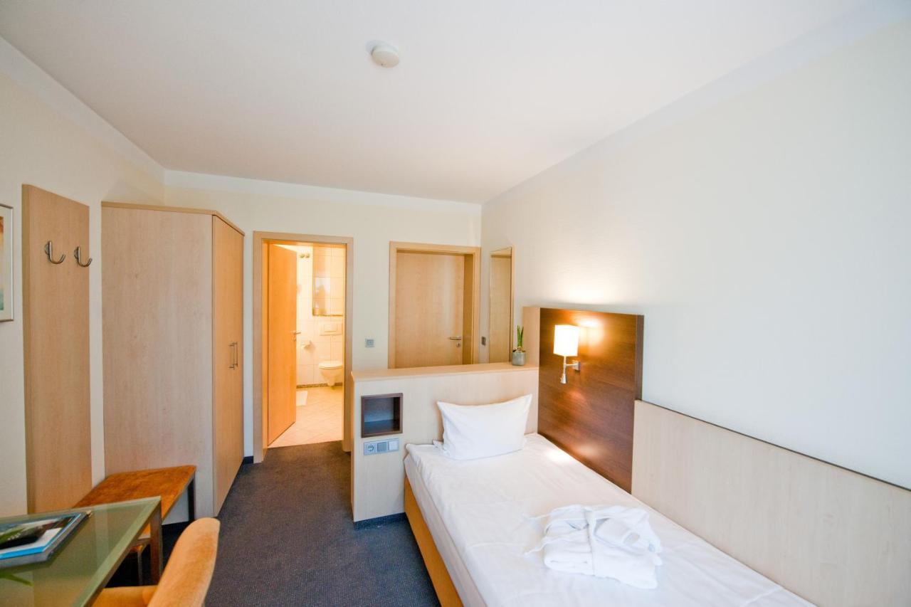 ברוכסל Hotel Scheffelhoehe חדר תמונה