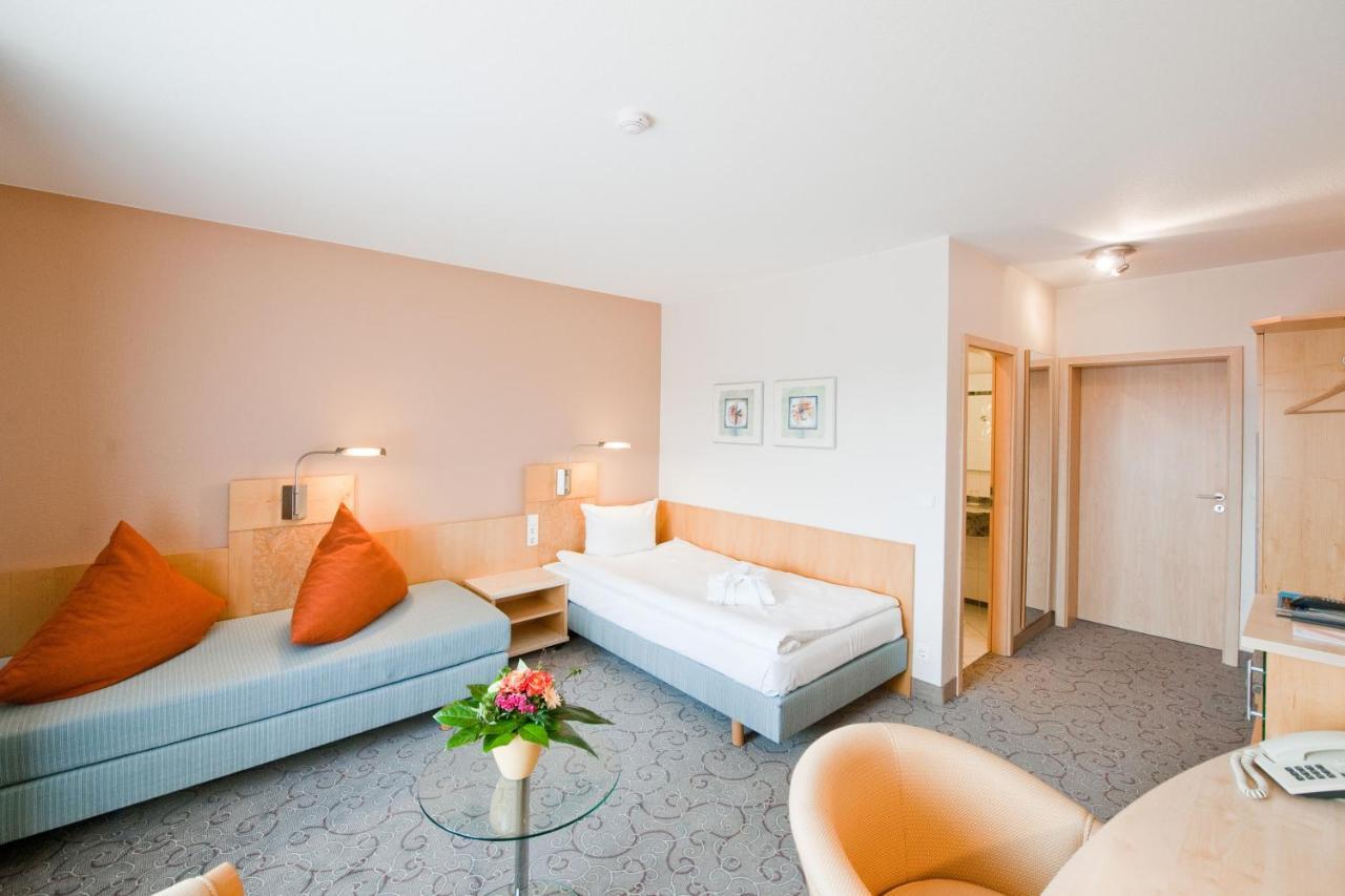 ברוכסל Hotel Scheffelhoehe מראה חיצוני תמונה